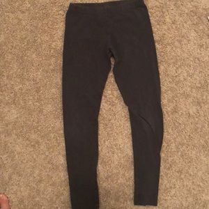 dark gray leggings!